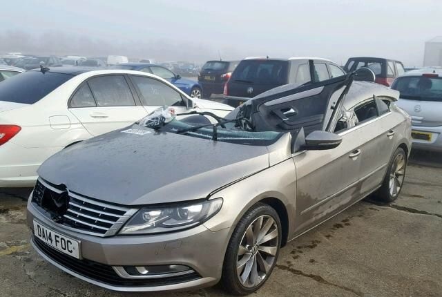 Разбирается Passat CC 2.0