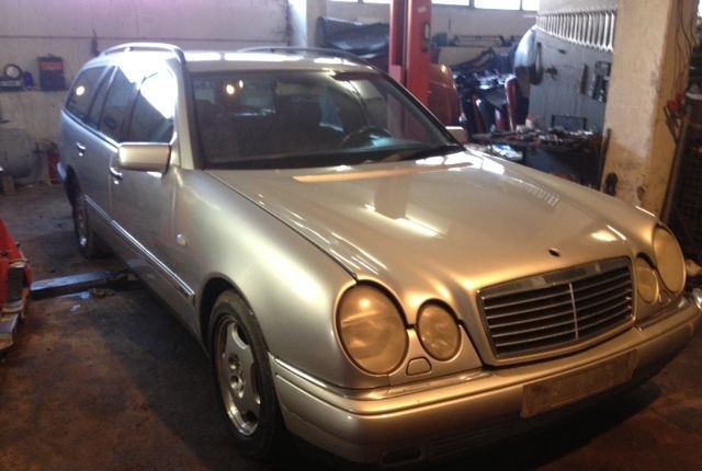 Разбор на запчасти Mercedes E W210 1995-2002