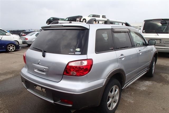 Разбор Mitsubishi Outlander 2006 2,4 авторазборка