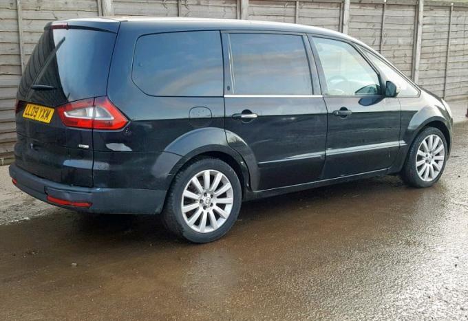 Ford Galaxy 2013 года