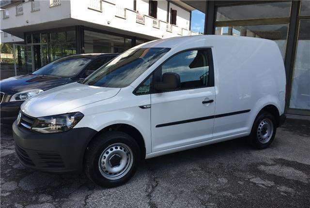 Volkswagen Caddy 2016г. на запчасти