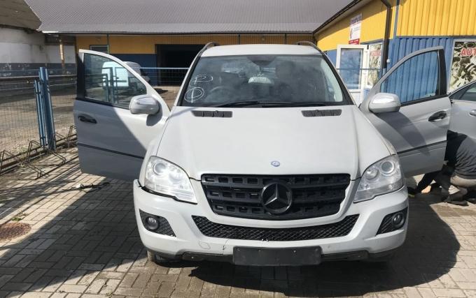 Mercedes W164 3.2 CDI OM642 2009 г по запчастям