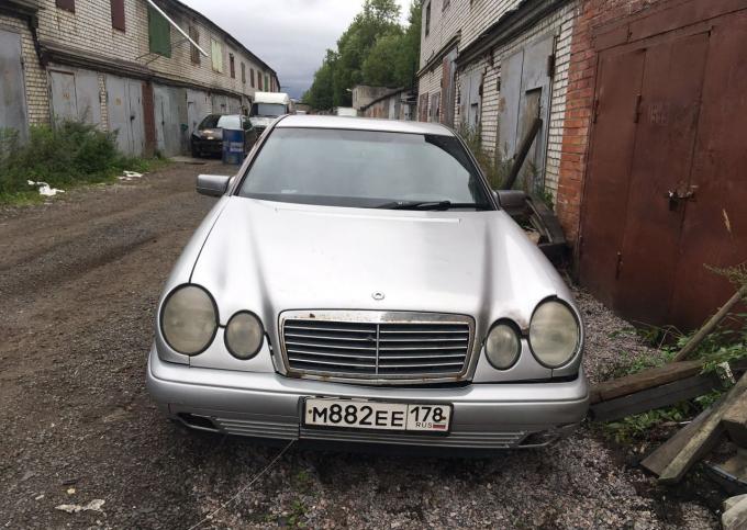 Mercedes Benz E240 (w210) запчасти