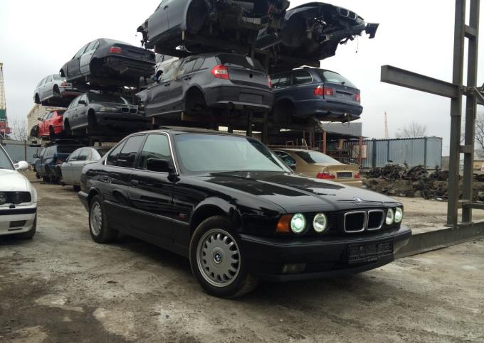 BMW 525ix 1994г на запчасти