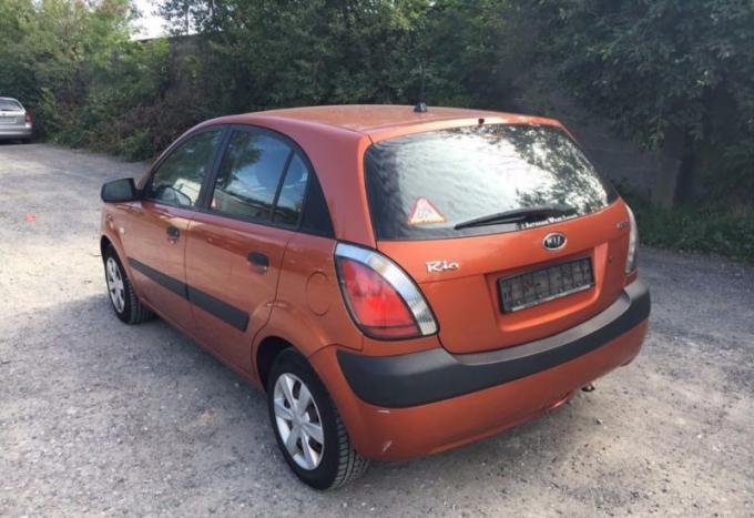 Kia Rio 2008г, на запчасти