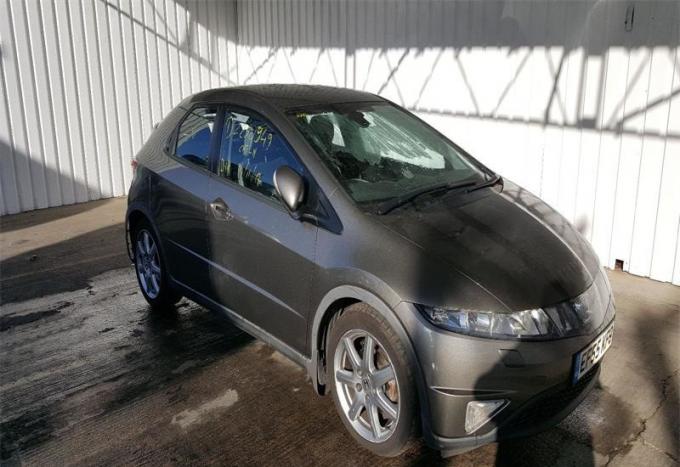 Honda Civic 5D 1.8Мкпп разбирается