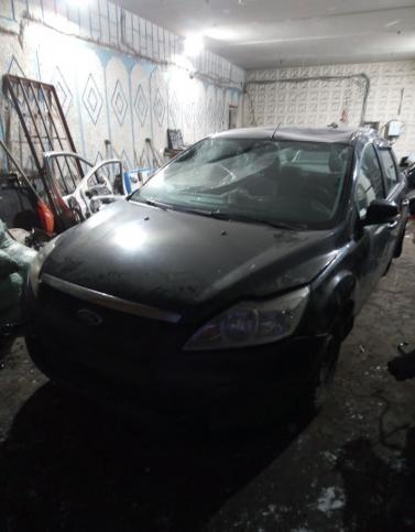 В разборе Ford Focus 2 рестайлинг