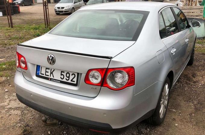 Volkswagen Jetta 2007 г на запчасти