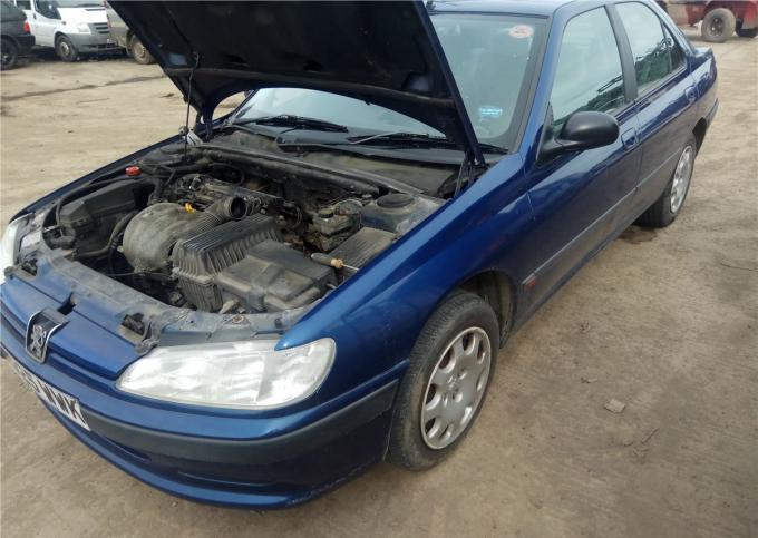 Разбор на запчасти Peugeot 406