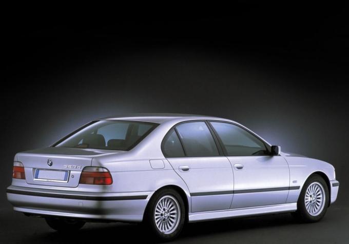 BMW 5 E39 1995-2003 в разборе на запчасти