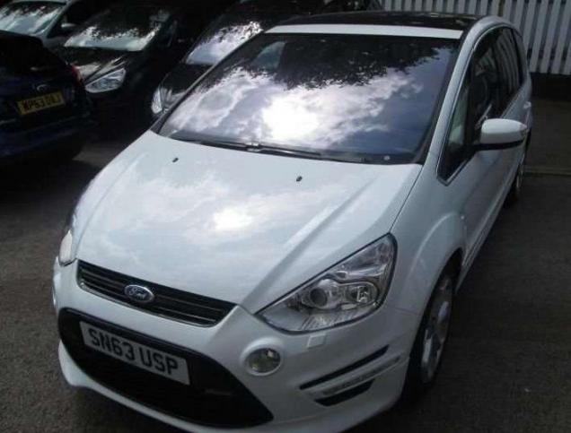 Ford S-MAX 2013 г на запчасти