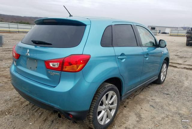 В разборе Mitsubishi Outlander 3