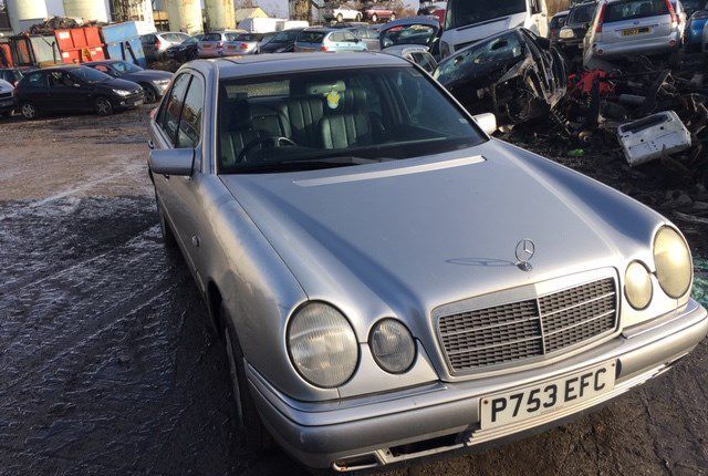 Разбор на запчасти Mercedes E W210 1995-2002