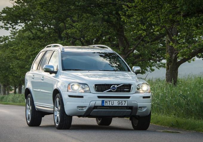 Volvo XC90 (2002-2014 гг.) в разборе