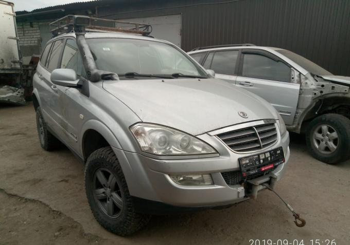 Разбор Ssangyong Kyron 2010 год серебристый