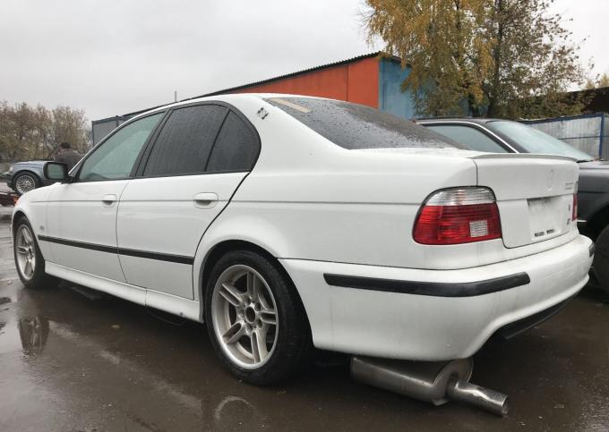 Разбор BMW e39 530i М - пакет пробег 35000 км