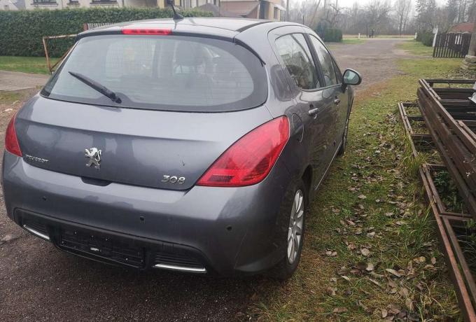 Peugeot 308 1.6 EP6 120 лс 2010г по запчастям