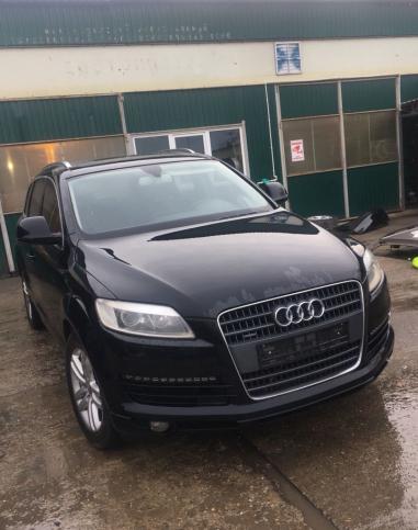 Запчасти на Audi Q7 2007 4.2 BAR