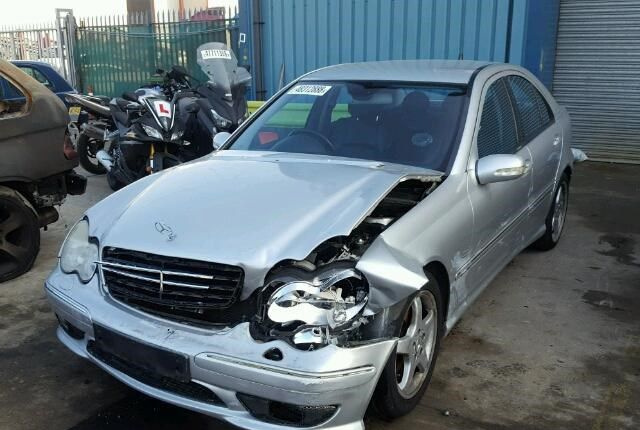 Разбор на запчасти Mercedes C W203 2000-2007