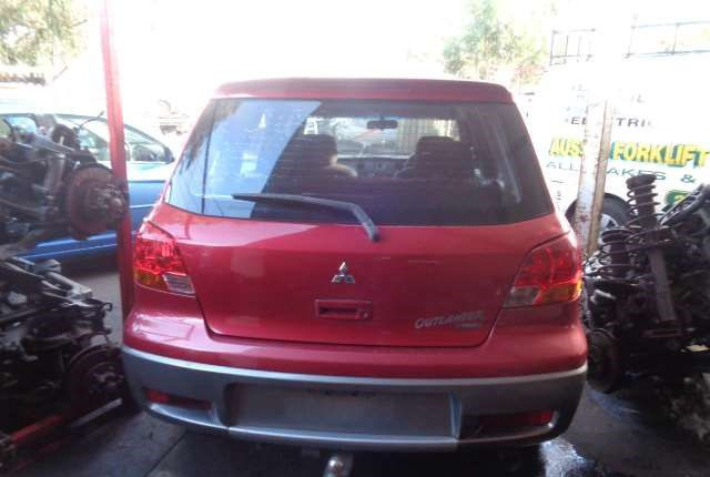 Разбор на запчасти Mitsubishi Outlander 2003-2009