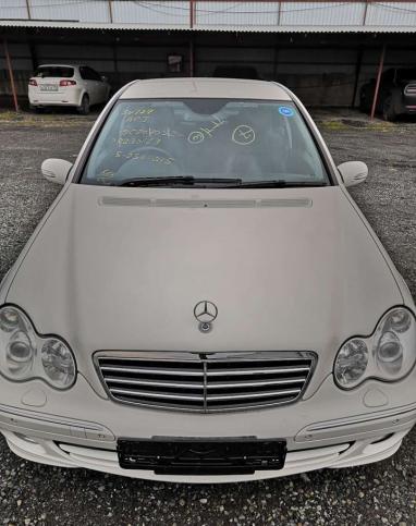 В разбор Mercedes w203 2.5 2006 рестайл из Японии