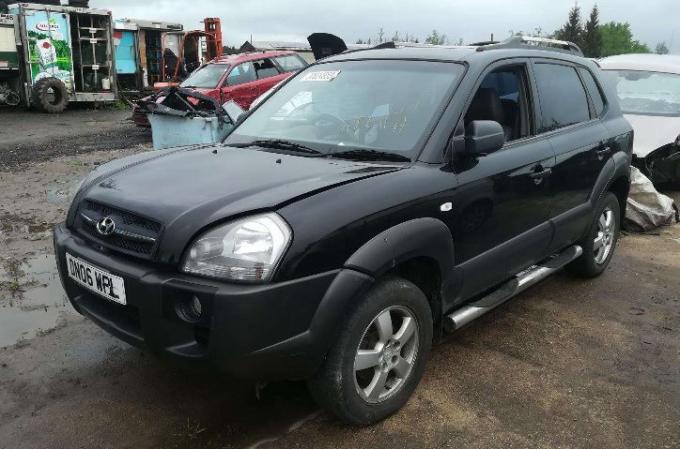 Hyundai Tucson 2006 г по запчастям