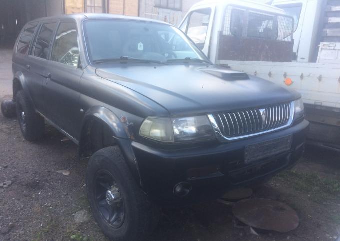 Mitsubishi pajero sport 2,5td 2004г. По запчастям