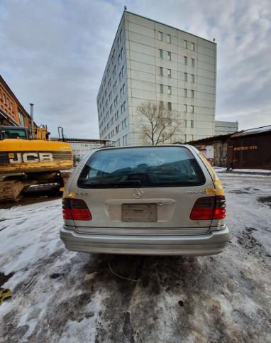 В разбор Mercedes W210 E320 AMG пакет Из Японии