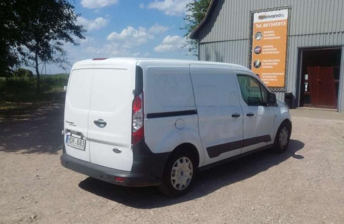 Ford Transit Connect 2015 г по запчастям