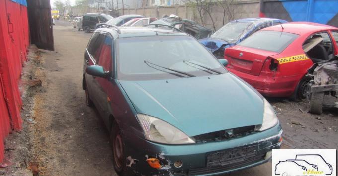 8 Запчасти на Ford Focus 1 1998-2004 седан универс