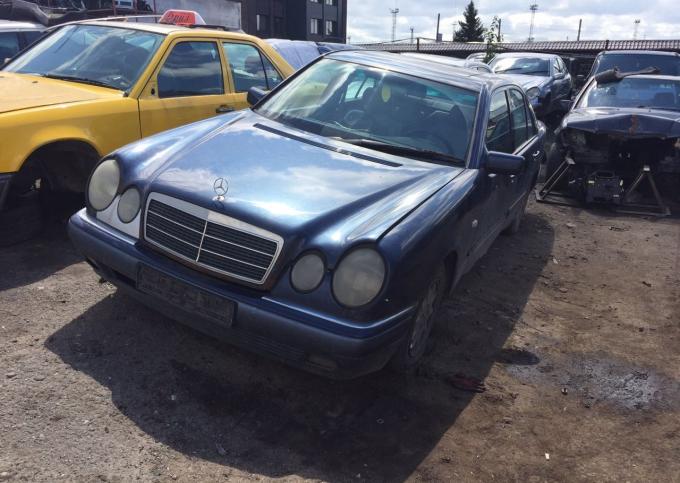 Продам по запчастям мерседес W230 2.3 M111