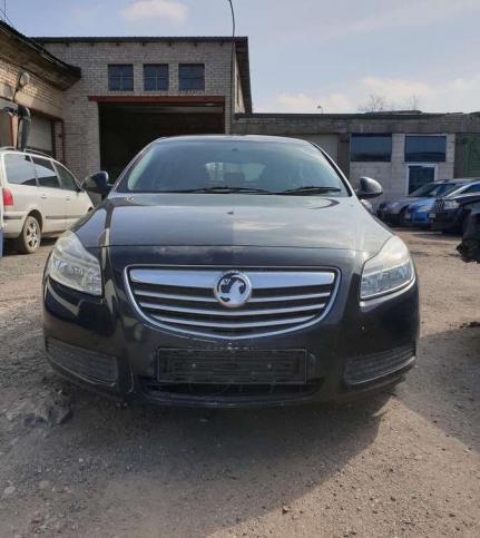 Opel Insignia 2.0 2011 г на запчасти