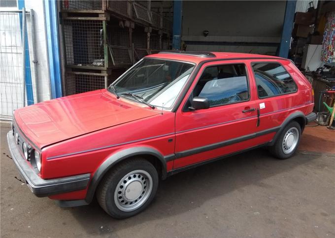 Разбор на запчасти Volkswagen Golf 2 1983-1992