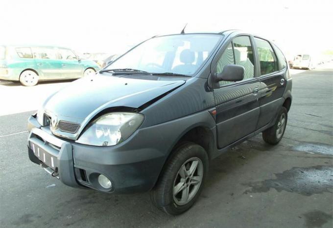 Разбор на запчасти Renault Scenic RX4