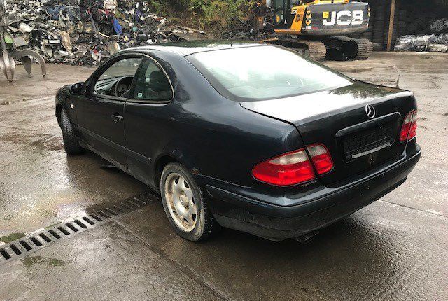 Разобран на запчасти Mercedes CLK W208 1997-2002