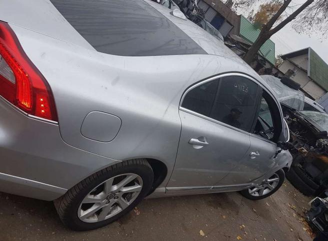 Volvo S80 2012 г по запчастям