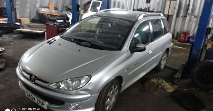 Разобран на запчасти Peugeot 206