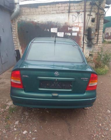 Opel Astra G 2001 г. По запчастям