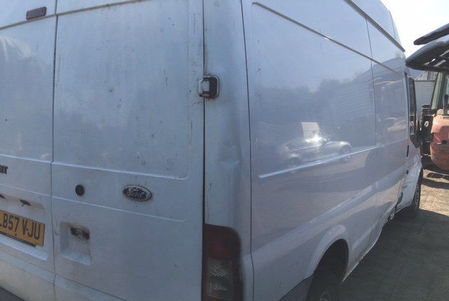 Разбор на запчасти Ford Transit 2006