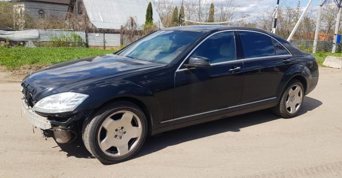 Mercedes Benz S W221 S550 M273 V8 W7X700