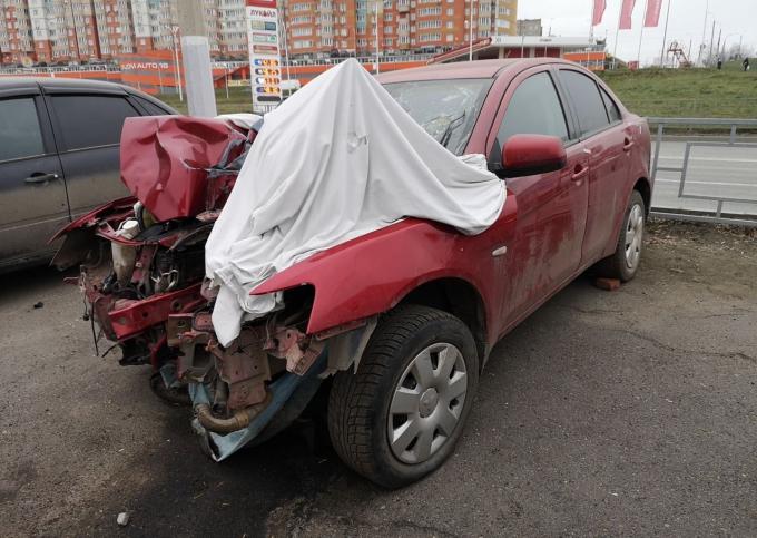 Разбирается Mitsubishi Lancer 10 1.8 МКПП 2008 год