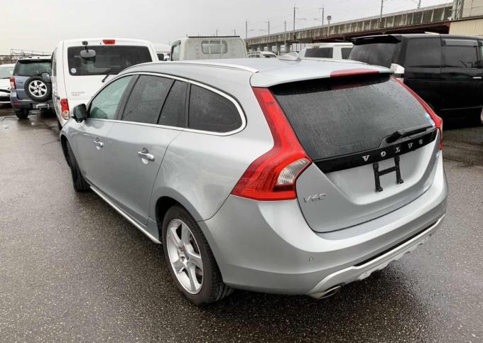 Volvo V60 разбор