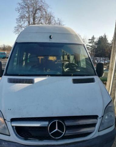 Машина на запчасти целиком Mercedes Sprinter W906