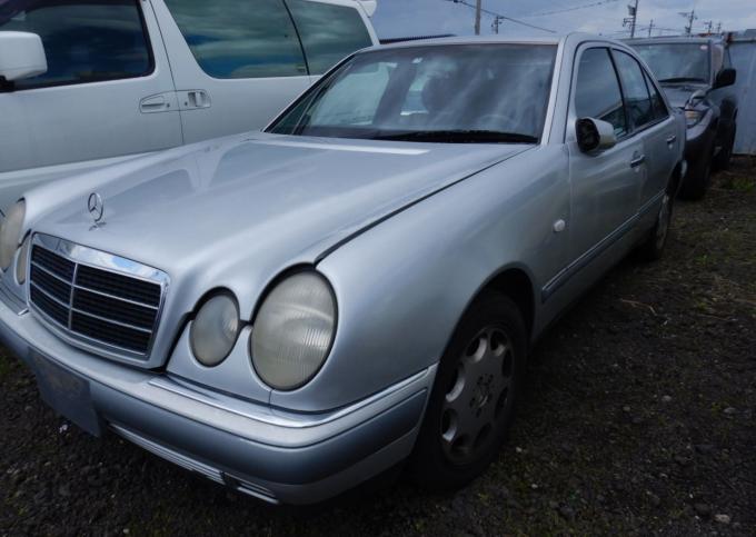 Mercedes w210 m104.995 1995 из Японии на запчасти