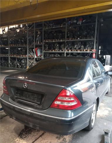 Разбор на запчасти Mercedes C W203 2000-2007