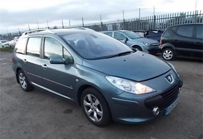 Автомобиль в разборе: Peugeot 307