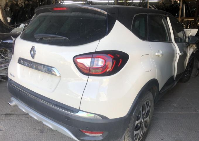 Разборка Renault Kaptur 1.6л Вариатор АКПП