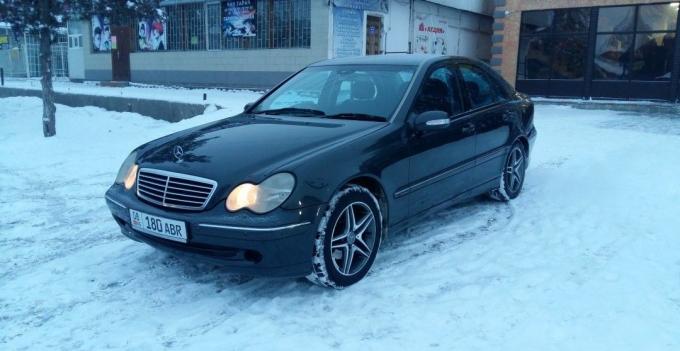 Разбор Мерседес С В203 Mercedes C W203 седан 2001