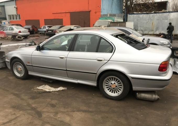 Разбор BMW 5 e39 528i m52b28TU