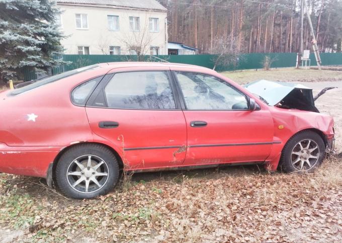 Разбираю Toyota Corolla 1.6мт Liftback 5дв AE101